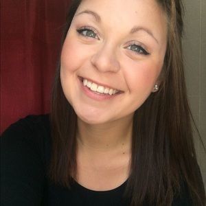 Meet your Posher, Janine